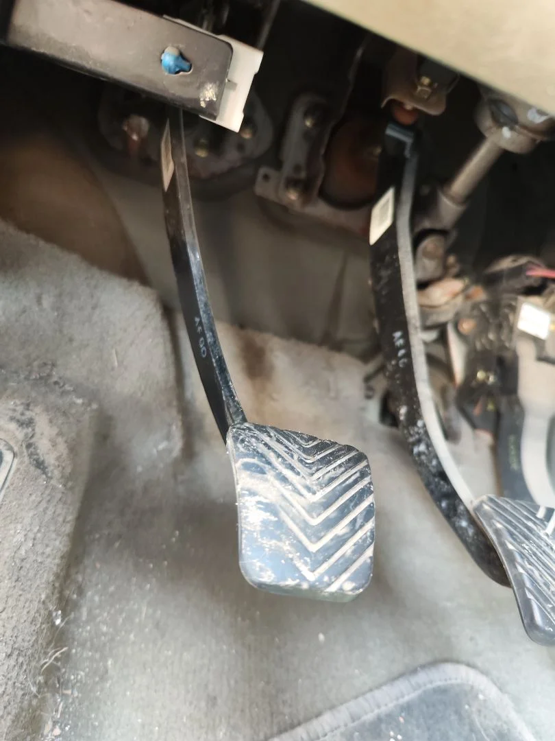 Foto de PEDAL EMBRAGUE HYUNDAI SANTA FE (SM) 2.4 CAT (146 CV / 107 KW)