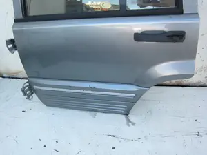 Foto de PUERTA TRASERA IZQUIERDA CHRYSLER JEEP GR.CHEROKEE (ZJ)/(Z) 5.2 V8 CAT (211 CV / 155 KW) foto 4