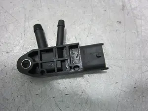 Foto de SENSOR PRESION FIAT 500L (330) 1.3 16V JTD CAT (84 CV / 62 KW) referencia 0281006287 foto 2