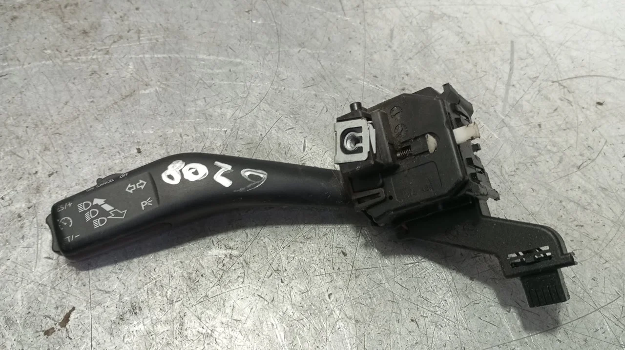 Foto de MANDO INTERMITENTES SEAT ALTEA (5P1) 1.6 TDI (105 CV / 77 KW) referencia 1K0953513G