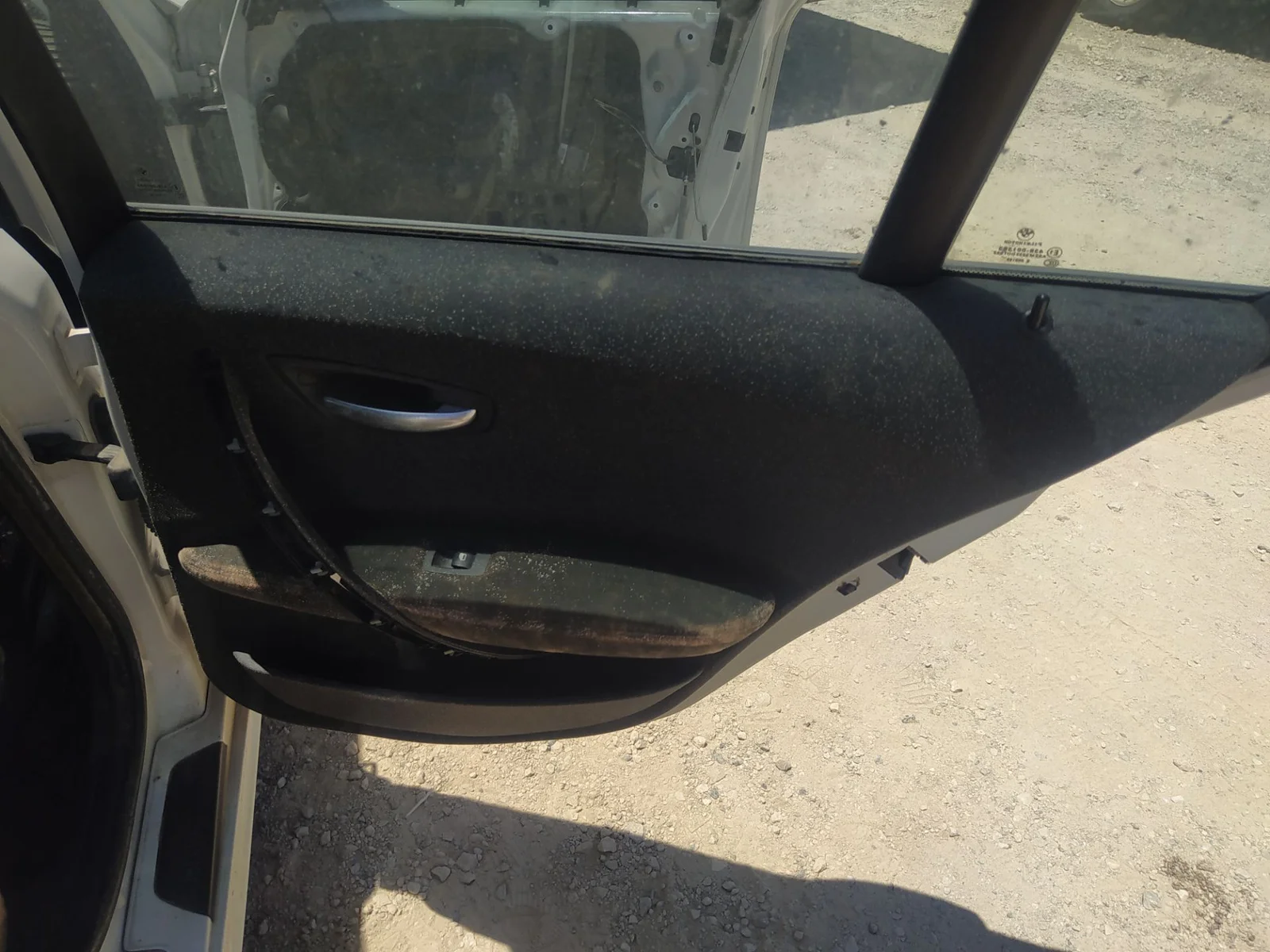 Foto de ELEVALUNAS DELANTERO DERECHO BMW SERIE 1 BERLINA (E81/E87) 2.0 16V Diesel CAT (122 CV / 90 KW) referencia 51337138466