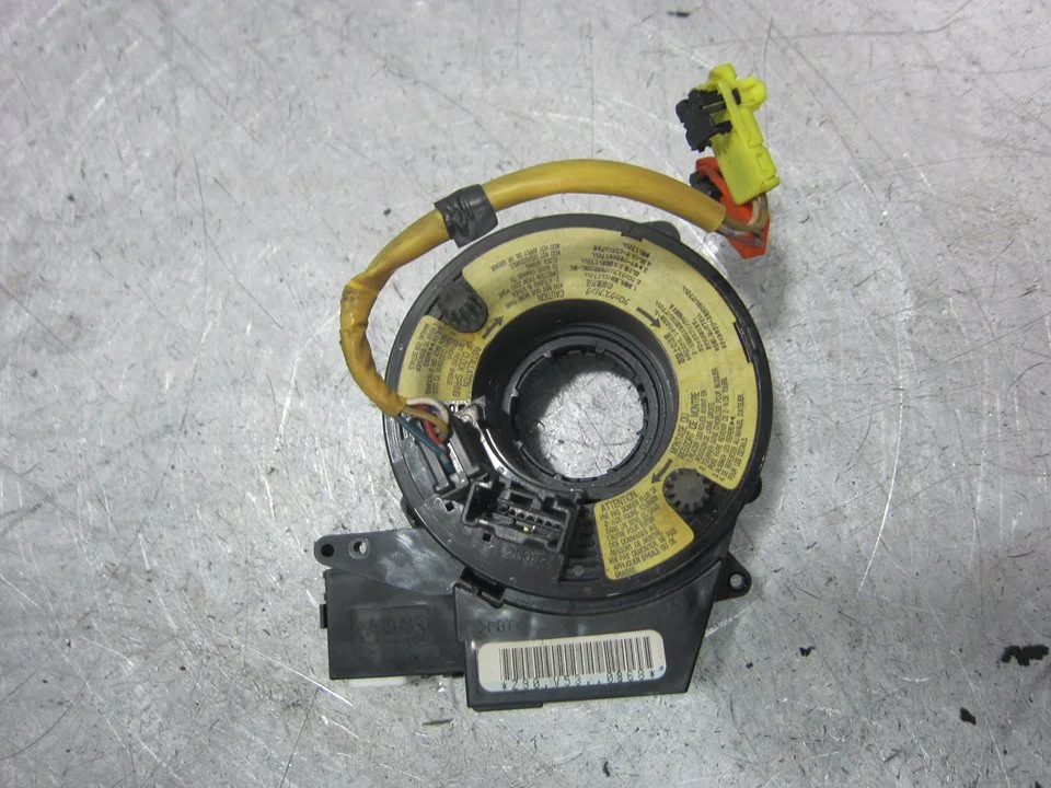 Foto de ANILLO AIRBAG MAZDA 3 BERLINA (BK) 1.6 CD Diesel CAT (109 CV / 80 KW) referencia BP4L661S1
