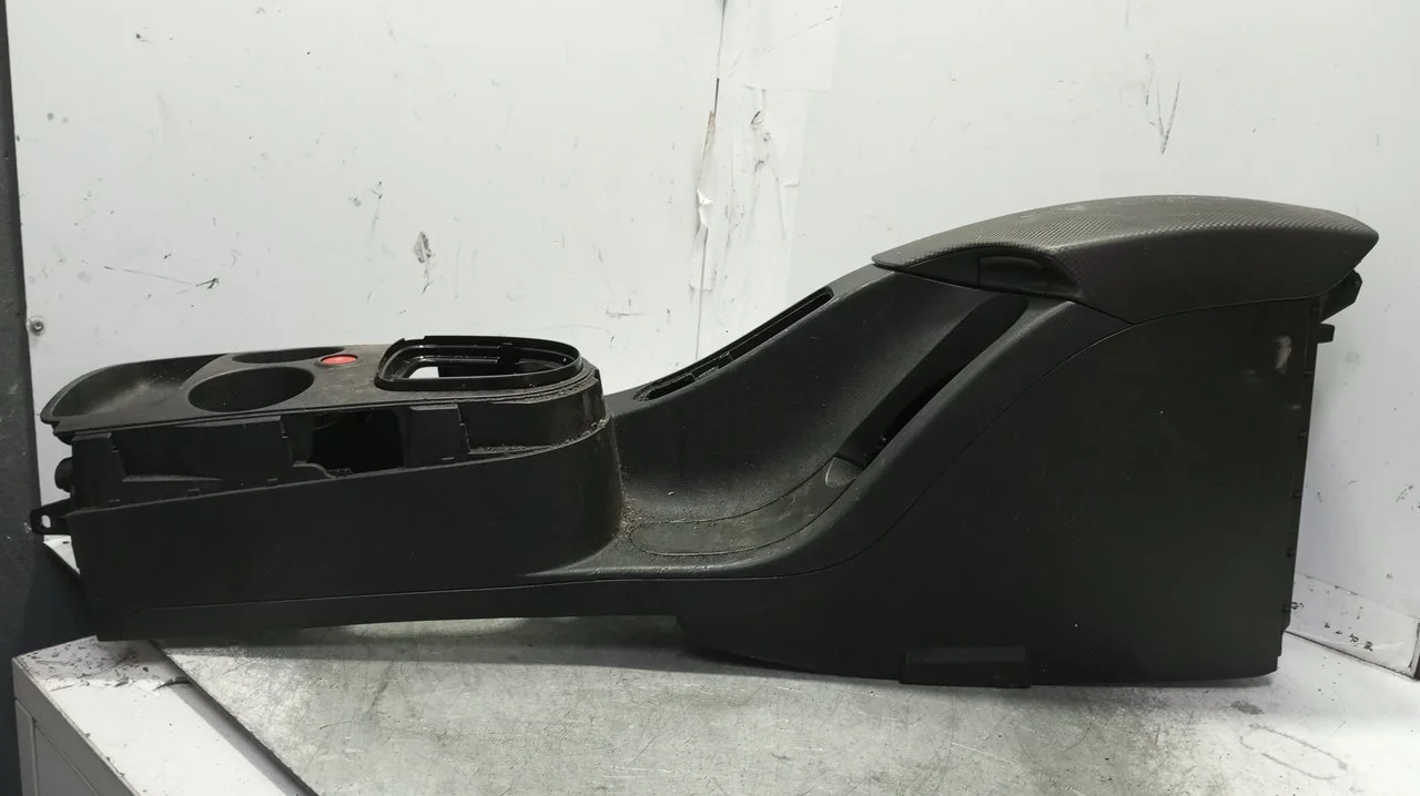 Foto de CONSOLA CENTRAL SEAT TOLEDO (5P2) 1.9 TDI (105 CV / 77 KW) referencia 5P0864251B