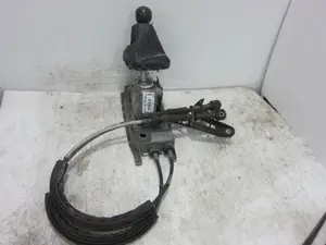 Foto de PALANCA CAMBIO SEAT ALTEA XL (5P5) 1.9 TDI (105 CV / 77 KW) referencia 1K0711049BG foto 4