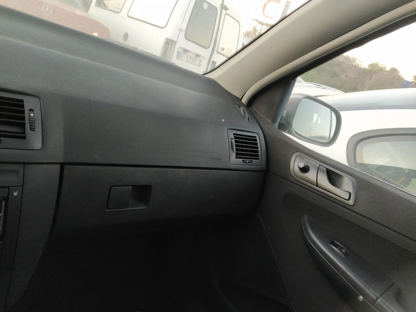 Foto de AIRBAG DELANTERO DERECHO SKODA FABIA (6Y2/6Y3) 1.4 TDI (69 CV / 51 KW) referencia 6Q0880204G
