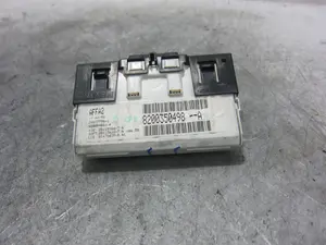 Foto de PANTALLA MULTIFUNCION RENAULT MEGANE II BERLINA 3P 1.9 dCi Diesel (120 CV / 88 KW) referencia 8200350498 foto 4