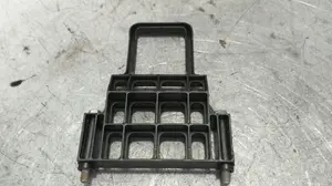 Foto de SOPORTE BATERIA MERCEDES-BENZ CLASE A (BM 169) 1.5 CAT (95 CV / 70 KW) referencia A1696102136 foto 2