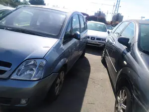 Foto de LUNA DELANTERA IZQUIERDA OPEL MERIVA 1.7 16V CDTI (101 CV / 74 KW) referencia 13205917
