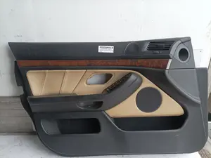 Foto de GUARNECIDO PUERTA DELANTERA IZQUIERDA BMW SERIE 5 BERLINA (E39) referencia BMW821805