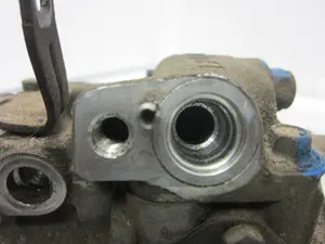 Foto de COMPRESOR AIRE ACONDICIONADO AUDI A4 AVANT (8E) referencia 4472208542 foto 2
