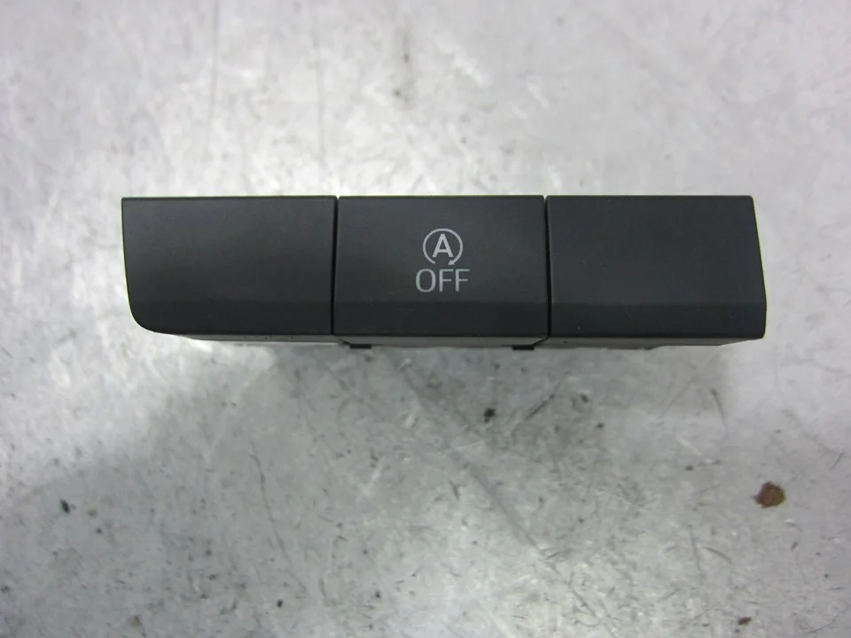 Foto de INTERRUPTOR SEAT LEON (5F1) 1.6 TDI (105 CV / 77 KW) referencia 5F0927137