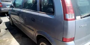 Foto de COMPRESOR AIRE ACONDICIONADO PEUGEOT PARTNER TEPEE 1.6 16V HDi CAT (9HT / DV6BTED4) (75 CV / 55 KW) referencia 9825868180 foto 13