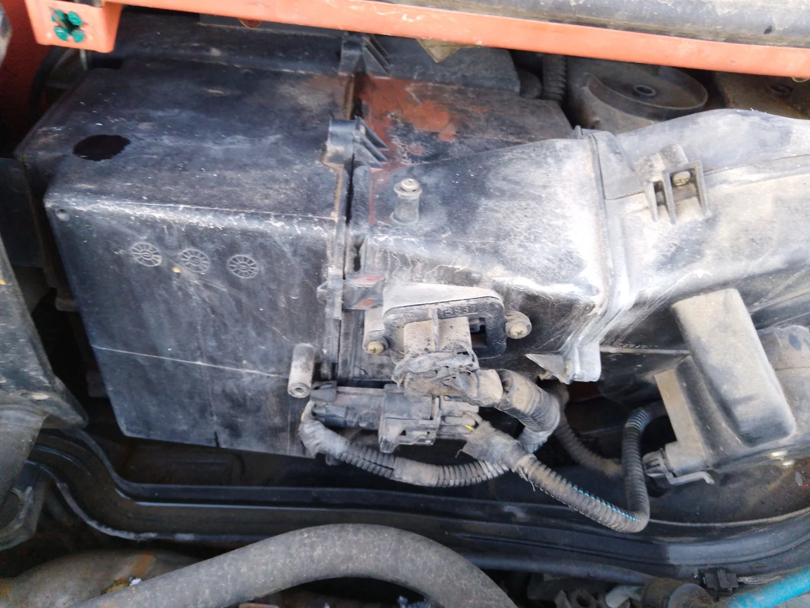 Foto de CALEFACCION ENTERA NORMAL FIAT SEICENTO (187) 0.9 CAT (39 CV / 29 KW)