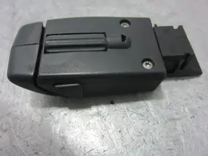 Foto de MANDO MULTIFUNCION RENAULT CLIO II FASE II (B/CB0) 1.2 (75 CV / 55 KW) referencia 8200058695 foto 5