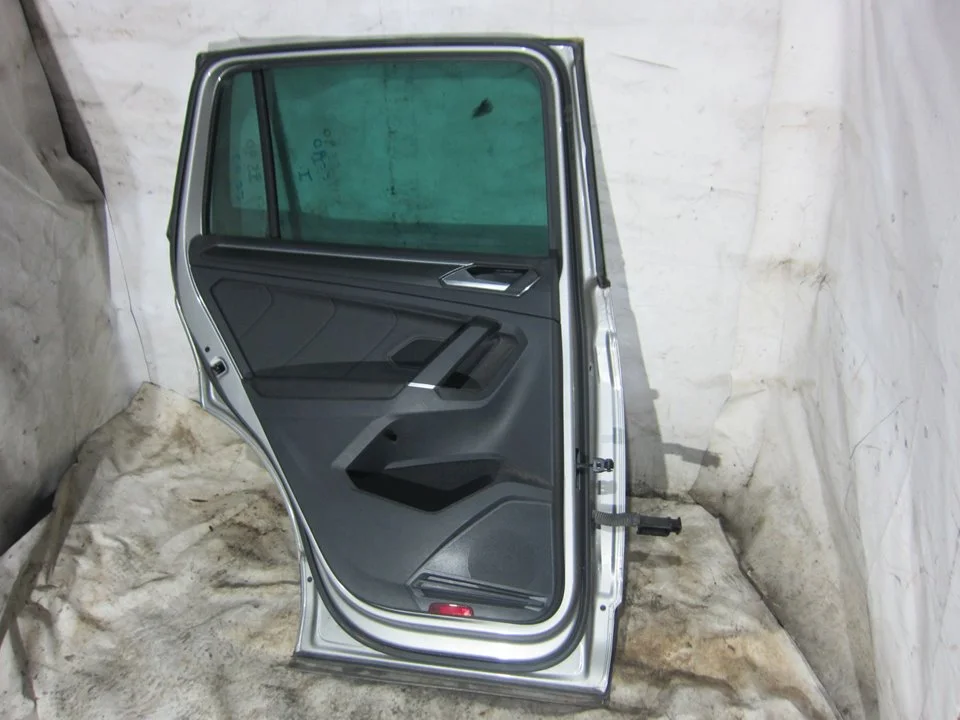 Foto de ELEVALUNAS TRASERO IZQUIERDO VOLKSWAGEN TIGUAN (AD1) 2.0 TDI DPF (239 CV / 176 KW) referencia 5NA839461C