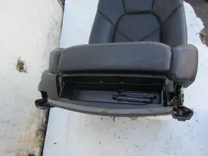 Foto de JUEGO ASIENTOS COMPLETO PORSCHE CAYENNE (TIPO 92A) referencia 918595102 foto 36