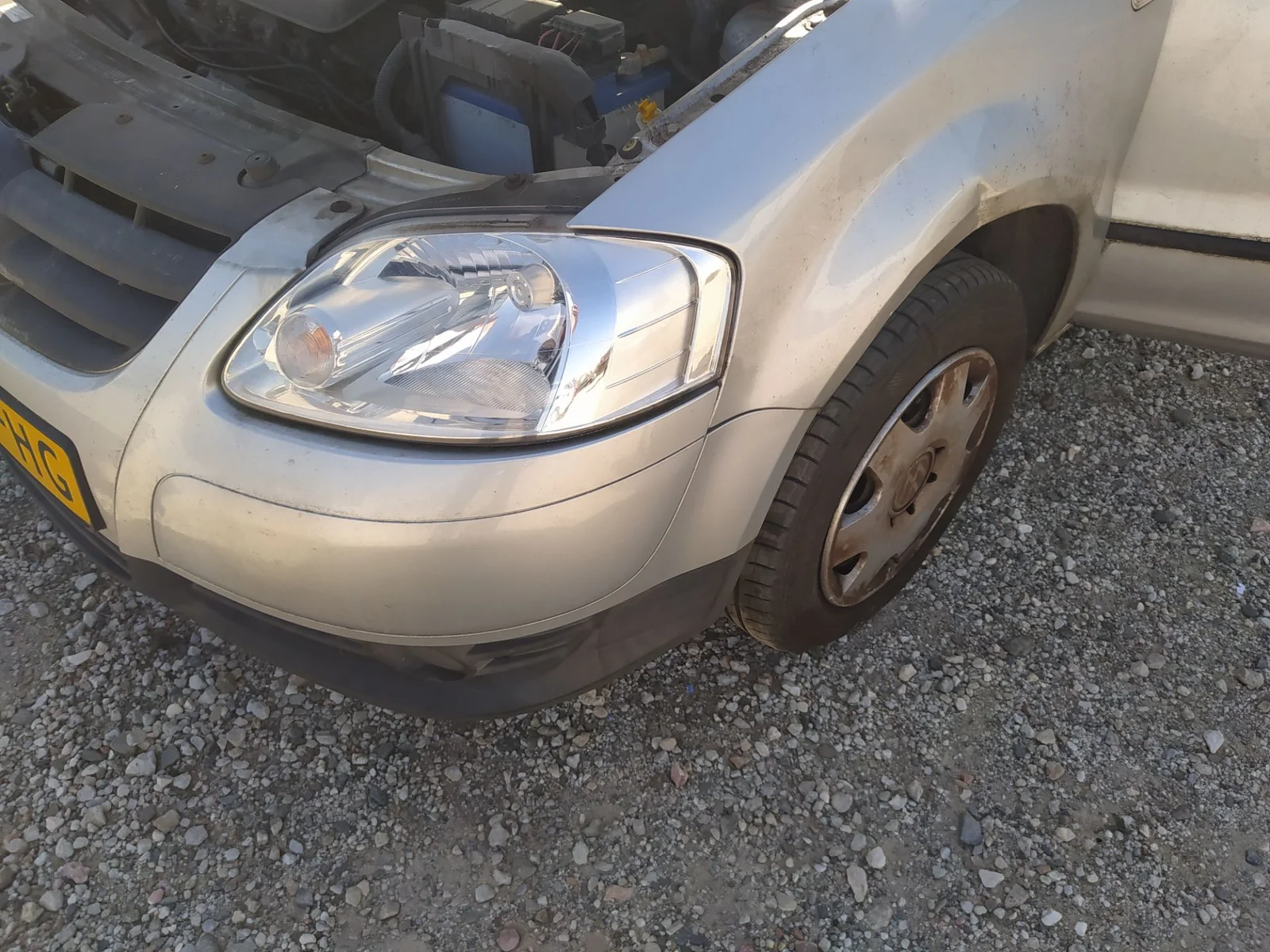 Foto de REFUERZO PARAGOLPES DELANTERO VOLKSWAGEN FOX (5Z1)(04.2005) 1.4 (75 CV / 55 KW)