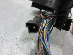 Foto de MANDO LIMPIA BMW SERIE 3 COMPACTO (E36) referencia 1378118 foto 9