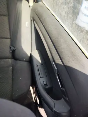 Foto de ELEVALUNAS TRASERO IZQUIERDO AUDI A6 BERLINA (4F2) 2.0 TDI (140 CV / 103 KW) referencia 4F0839461B