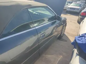 Foto de PUERTA DELANTERA DERECHA AUDI A4 CABRIOLET (8H) 2.5 V6 24V TDI (163 CV / 120 KW) referencia 8H0831052D