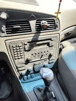 Foto de SISTEMA AUDIO / RADIO CD VOLVO S60 BERLINA 2.4 Diesel (126 CV / 93 KW)