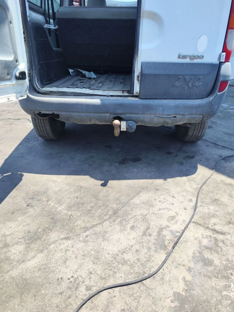 Foto de PARAGOLPES TRASERO RENAULT KANGOO I (F/KC0) 1.9 dCi Diesel CAT (84 CV / 62 KW) referencia 8200169984