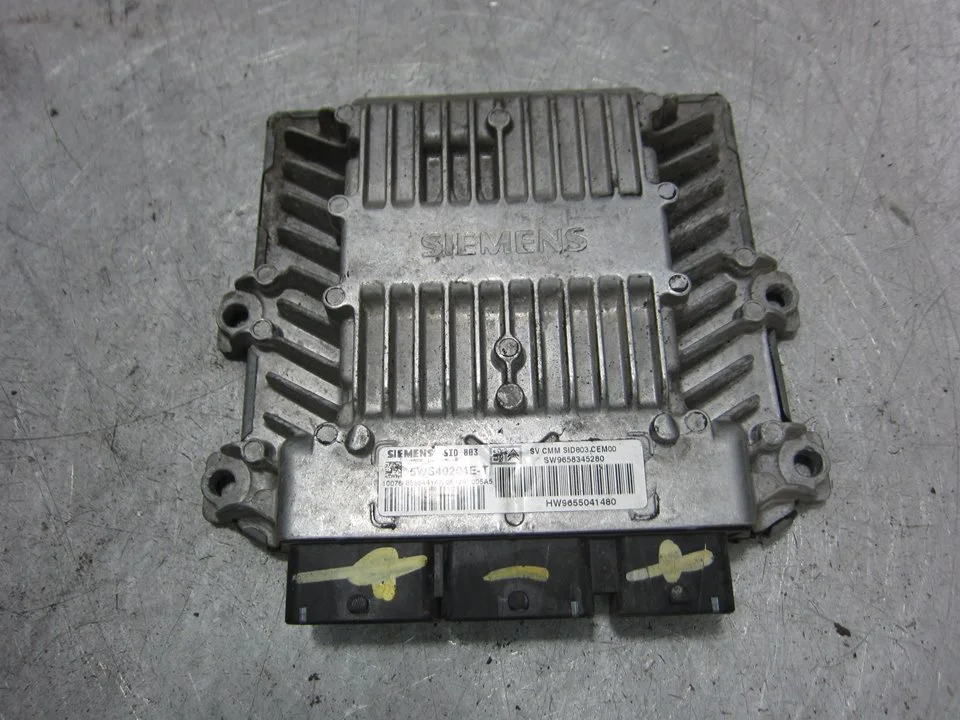 Foto de CENTRALITA MOTOR UCE PEUGEOT 307 BREAK/ SW (S2) 1.6 16V CAT (109 CV / 80 KW) referencia 9655041480