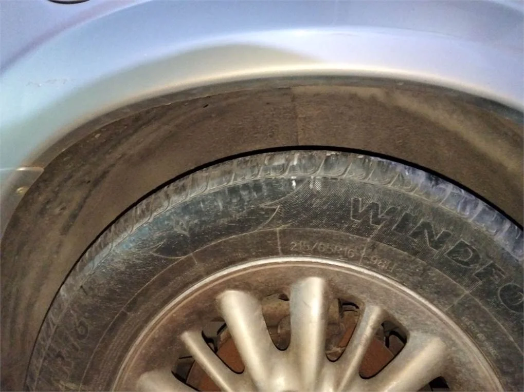 Foto de PASO RUEDA TRASERO IZQUIERDO CHRYSLER VOYAGER (RG)