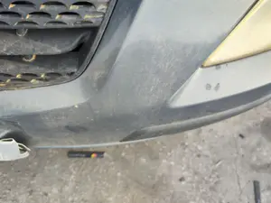 Foto de REFUERZO PARAGOLPES DELANTERO KIA RIO (JB) 1.5 CRDi (110 CV / 81 KW)