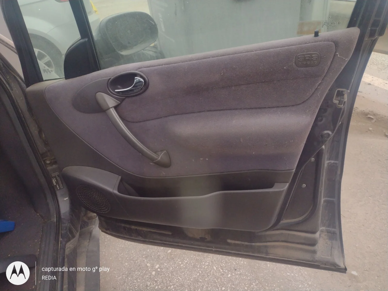 Foto de GUARNECIDO PUERTA DELANTERA DERECHA MERCEDES-BENZ CLASE A (BM 168) 1.6 CAT (102 CV / 75 KW)