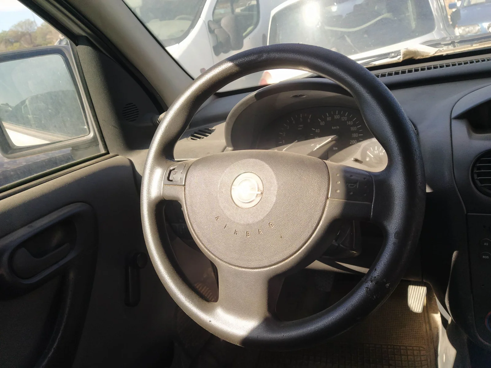 Foto de CUADRO INSTRUMENTOS OPEL COMBO (CORSA C) 1.3 16V CDTI CAT (Z 13 DT / LN9) (69 CV / 51 KW)