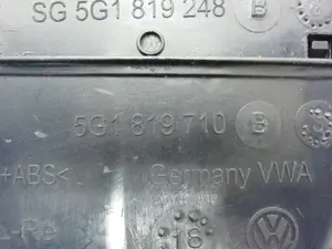 Foto de REJILLA DELANTERA VOLKSWAGEN GOLF VII BERLINA (BQ1/BE2) 1.6 TDI (116 CV / 85 KW) referencia 5G1819248 foto 3