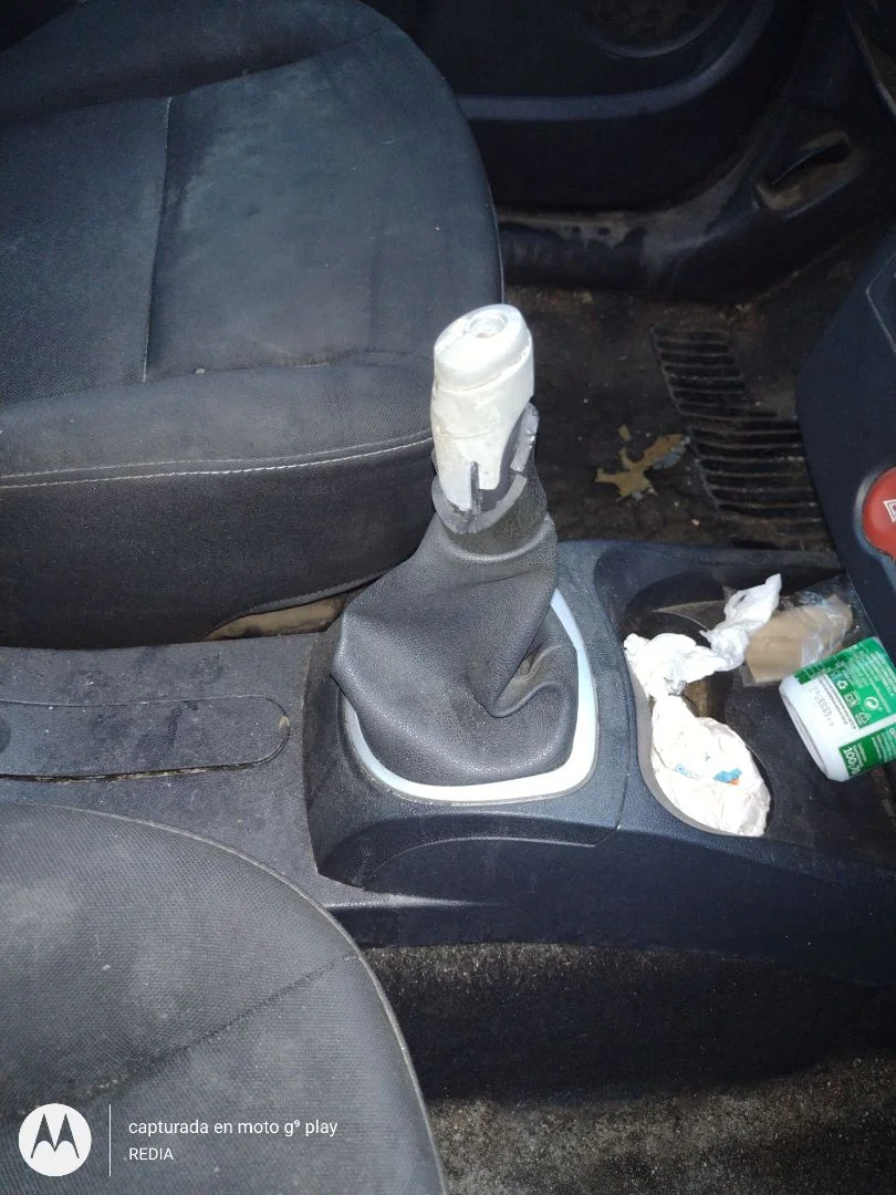 Foto de PALANCA CAMBIO RENAULT CLIO III 1.2 16V (75 CV / 55 KW)