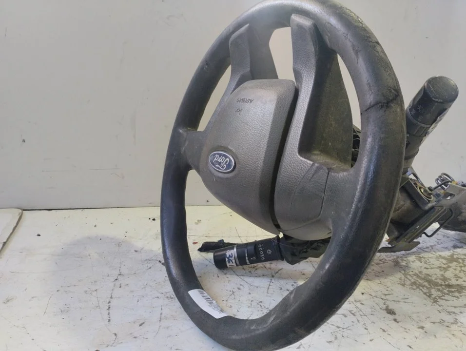 Foto de VOLANTE CITROEN C5 BERLINA 2.2 HDi FAP CAT (4HX / DW12ED4) (133 CV / 98 KW) referencia 6080049