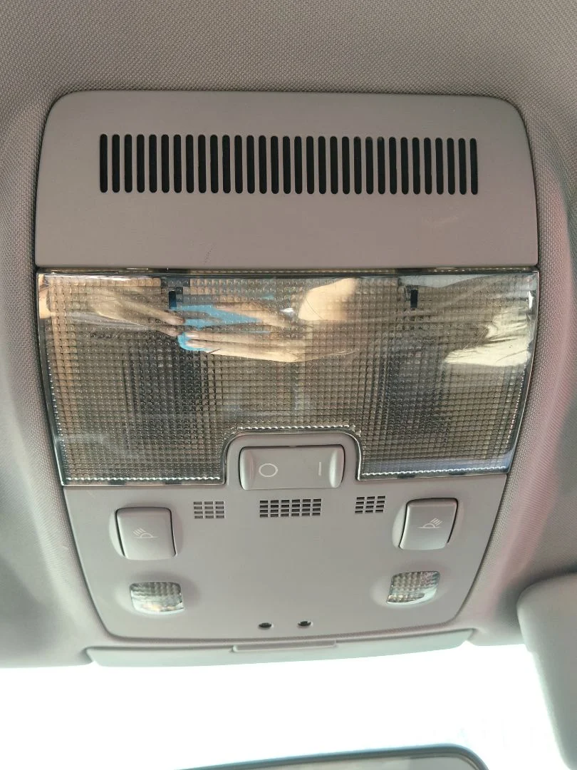 Foto de LUZ INTERIOR AUDI A4 BERLINA (8E) 1.9 TDI (131 CV / 96 KW) referencia 8E0947135D FKZ