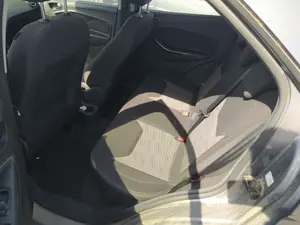 Foto de ASIENTOS TRASEROS FORD KA+ (CDU) 1.2 Ti-VCT CAT (86 CV / 63 KW) referencia 2232464