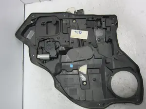 Foto de ELEVALUNAS TRASERO IZQUIERDO MAZDA 2 BERLINA (DY) 1.4 CAT (80 CV / 59 KW) referencia 3M71A045H23A foto 3