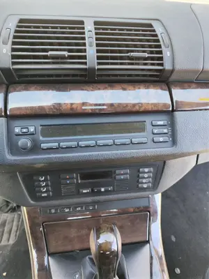 Foto de SISTEMA AUDIO / RADIO CD BMW SERIE X5 (E53) 3.0 Turbodiesel CAT (218 CV / 160 KW)