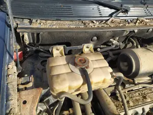 Foto de DEPOSITO EXPANSION CHRYSLER VOYAGER GS 2.5 Turbodiesel (116 CV / 85 KW)