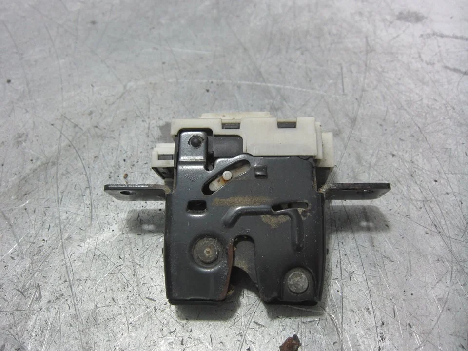 Foto de CERRADURA MALETERO / PORTON RENAULT SCENIC II (JM) referencia 8200076240