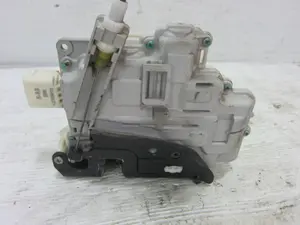 Foto de CERRADURA PUERTA DELANTERA DERECHA AUDI A4 BERLINA (8E) 2.0 TDI (140 CV / 103 KW) referencia 8E1837016AA