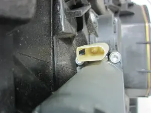 Foto de ELEVALUNAS DELANTERO IZQUIERDO FORD FIESTA (CBK) 1.3 CAT (69 CV / 51 KW) referencia 2S61A045H17A foto 2