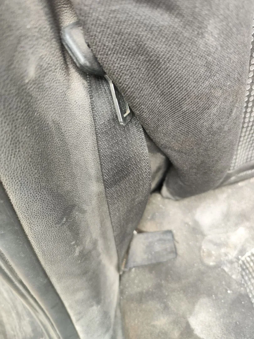 Foto de CINTURON SEGURIDAD TRASERO DERECHO OPEL CORSA D 1.3 16V CDTI (75 CV / 55 KW)