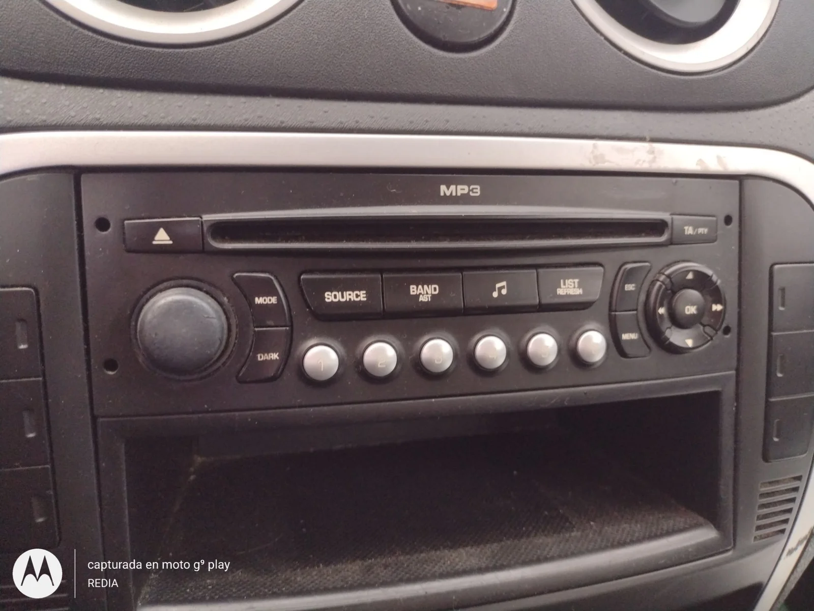 Foto de SISTEMA AUDIO / RADIO CD CITROEN C3 1.4 HDi (68 CV / 50 KW)