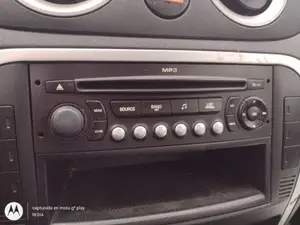 Foto de SISTEMA AUDIO / RADIO CD CITROEN C3 1.4 HDi (68 CV / 50 KW)