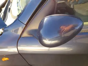 Foto de RETROVISOR IZQUIERDO ALFA ROMEO 147 (190) 1.9 JTD CAT (110 CV / 81 KW)