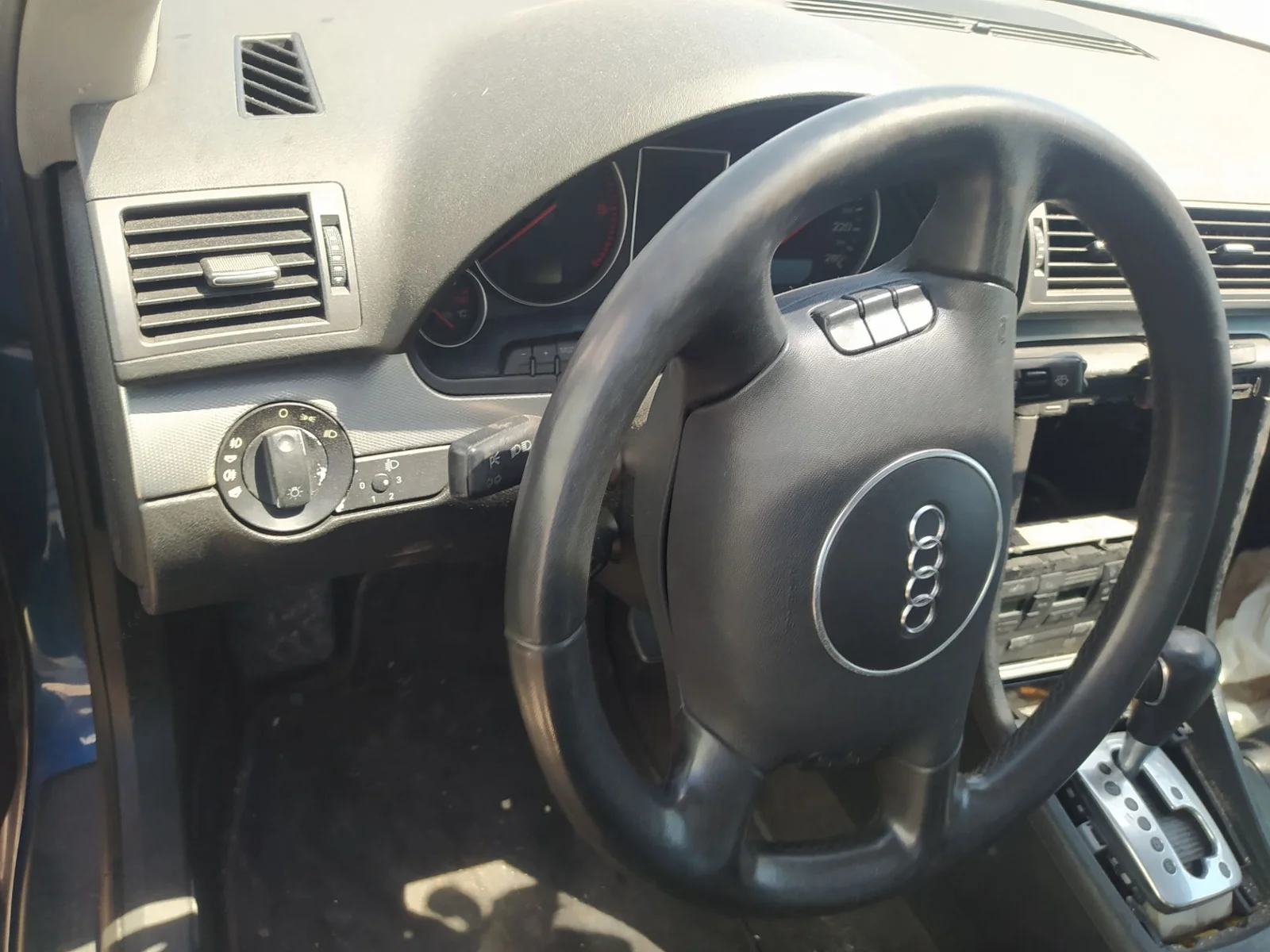 Foto de MANDO LIMPIA AUDI A4 BERLINA (8E) 2.5 V6 24V TDI (180 CV / 132 KW)