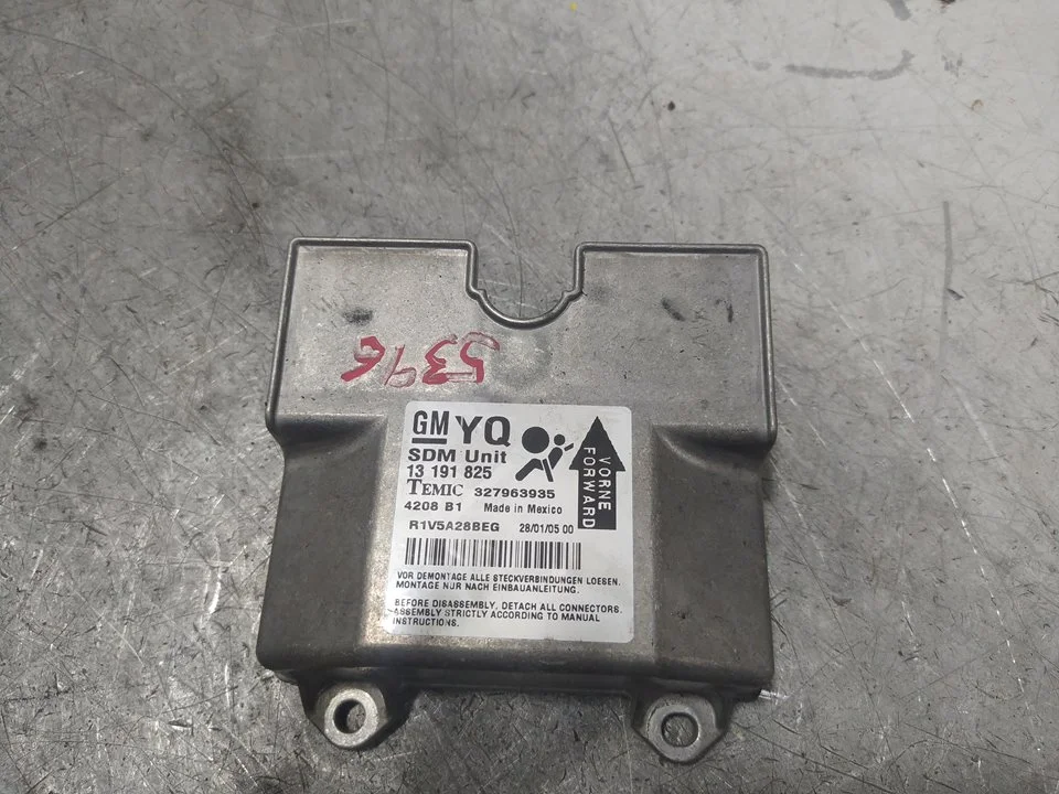 Foto de CENTRALITA AIRBAG OPEL ASTRA H BERLINA 1.7 16V CDTI (101 CV / 74 KW) referencia 13191825