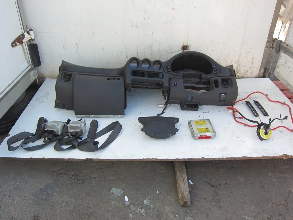 Foto de KIT AIRBAG MITSUBISHI 3000 GT (Z10) 3.0 Biturbo (286 CV / 210 KW)