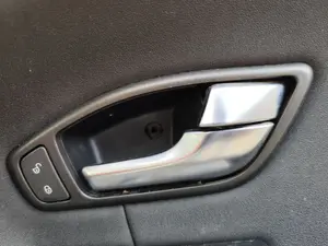 Foto de MANETA INTERIOR DELANTERA DERECHA LAND ROVER RANGE ROVER EVOQUE 2.0 Td4 CAT (150 CV / 110 KW)